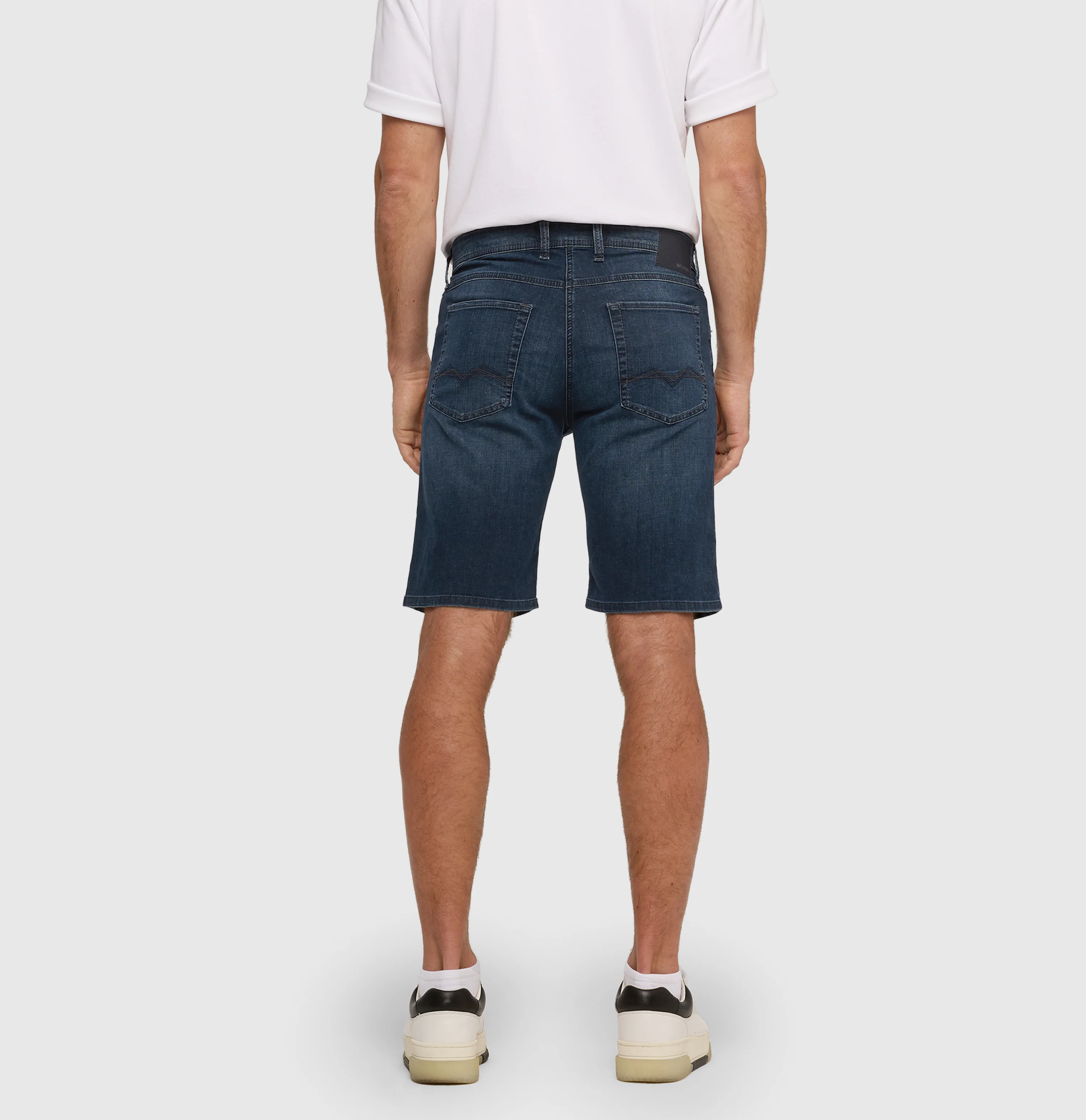 Arne Bermuda - Image 2