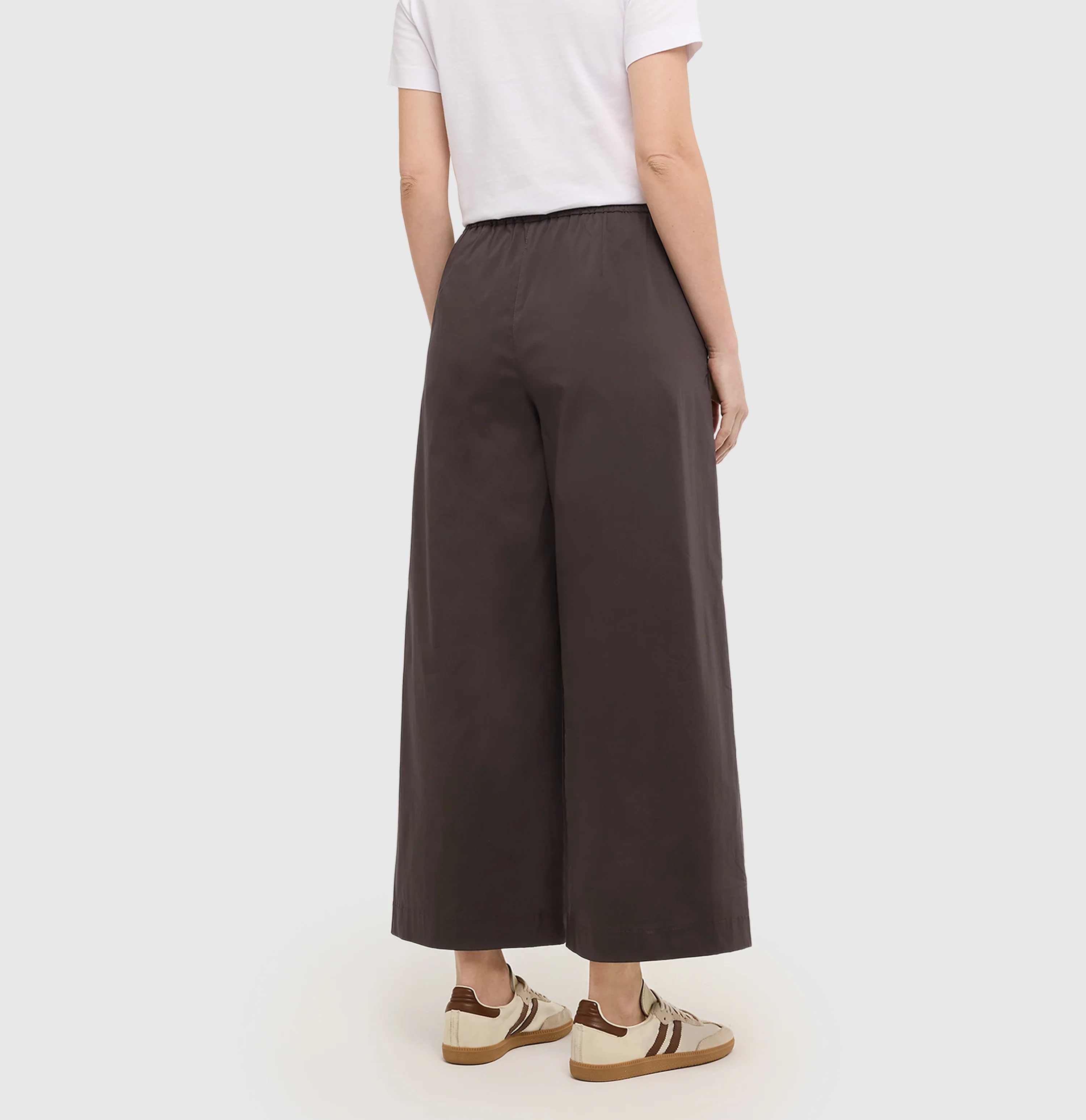 CALLIE cropped - Image 4