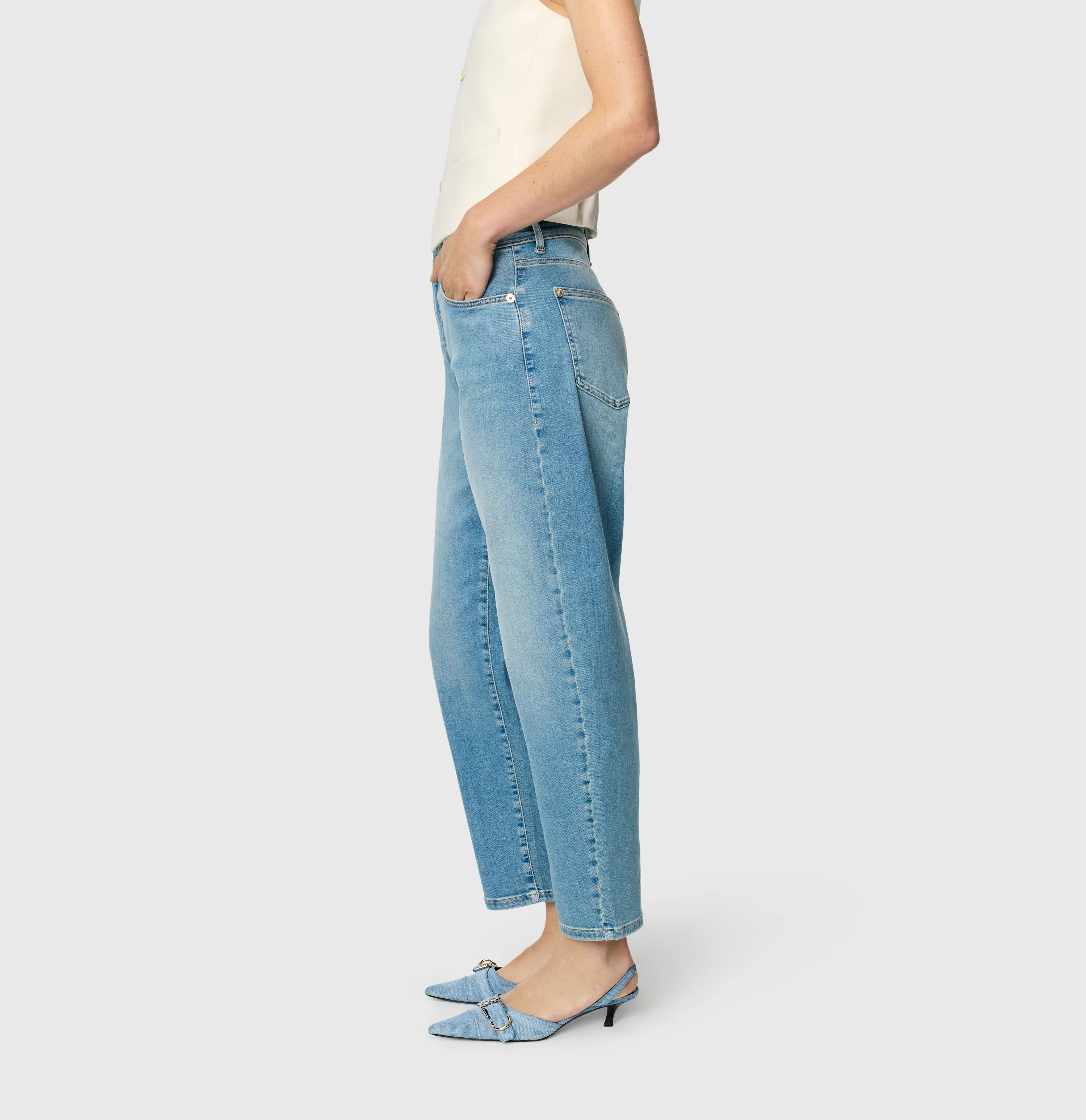 DANNI - Image 3