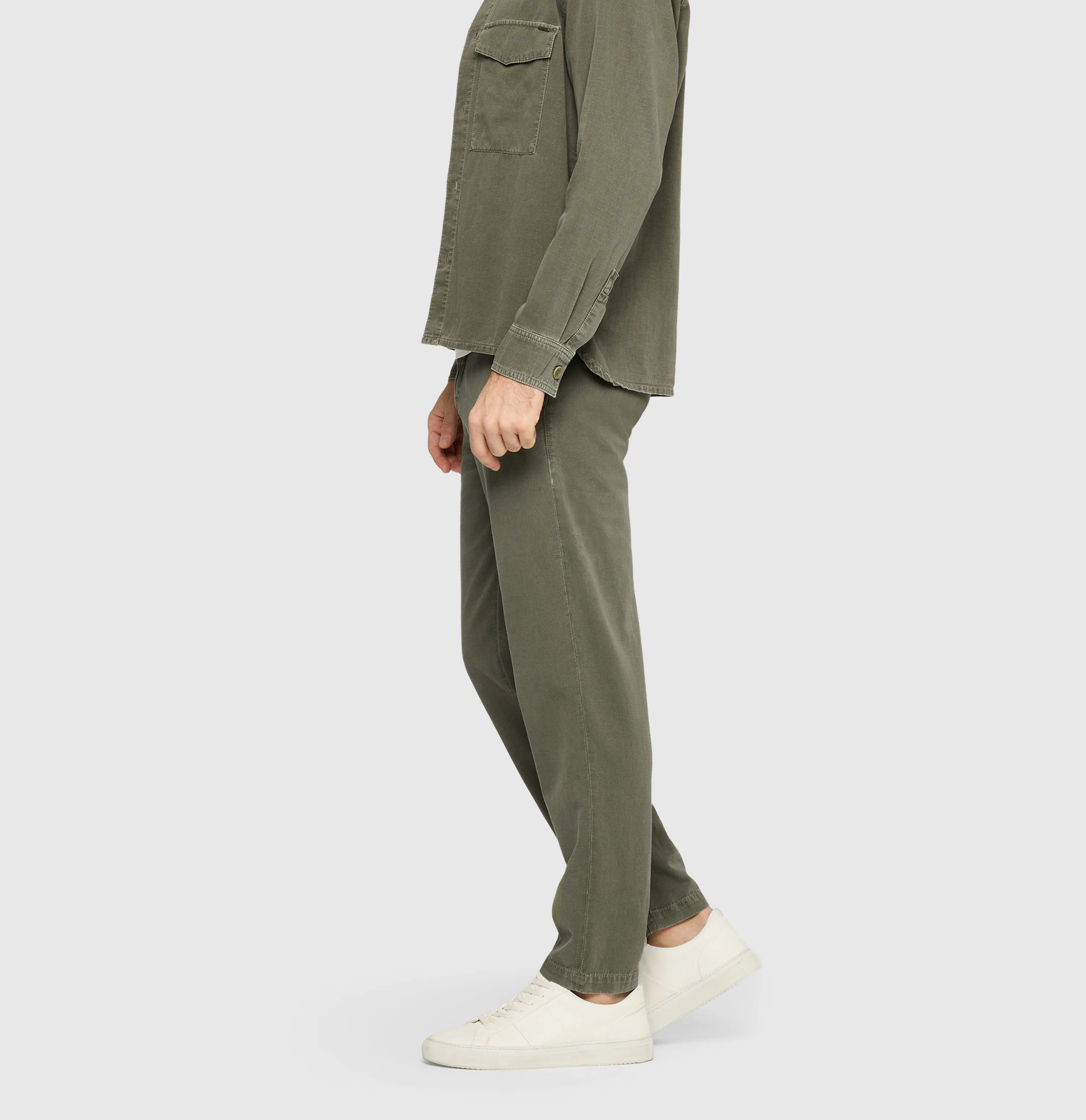 Dean - Image 3