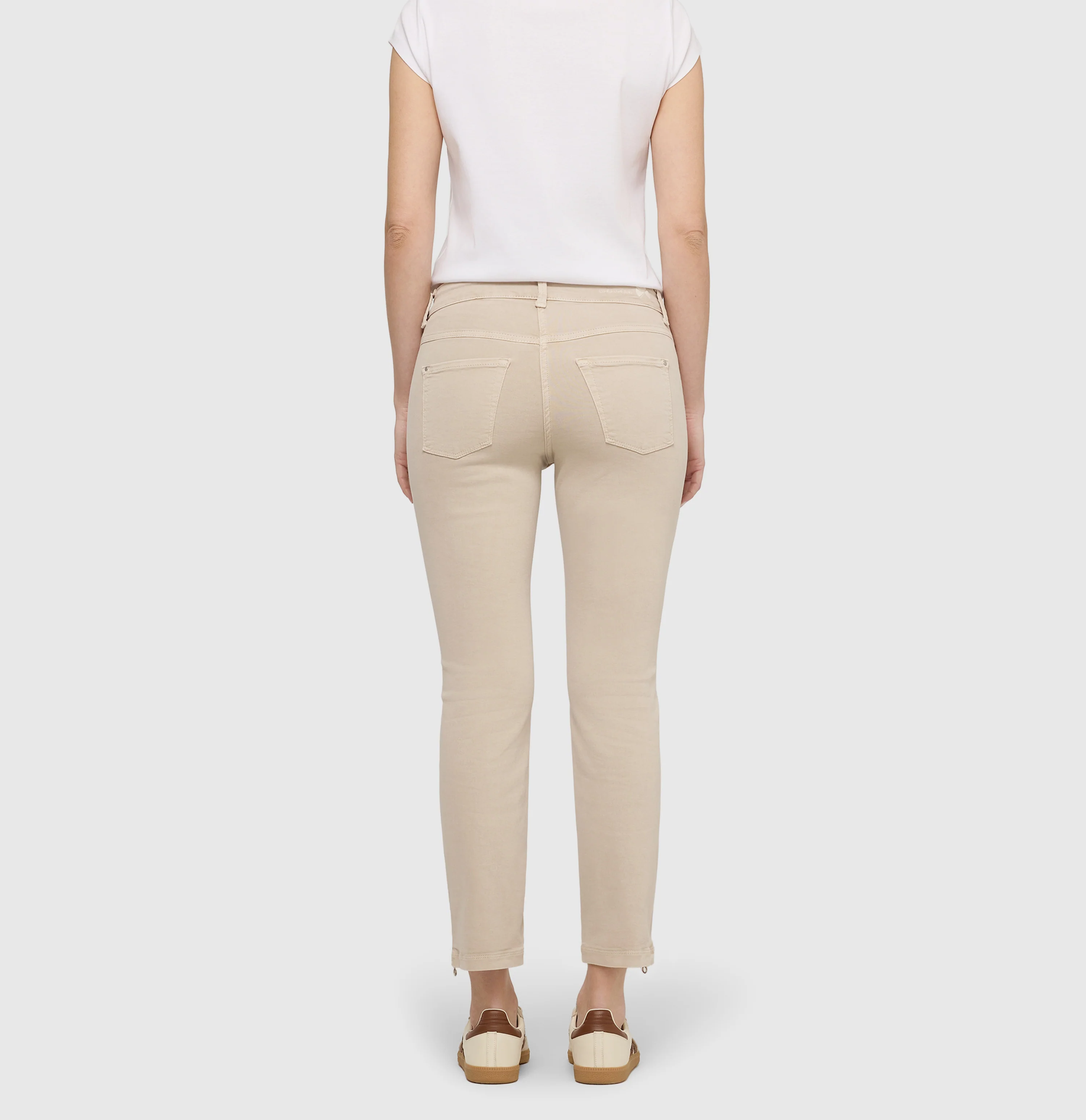 DREAM CHIC - Image 2