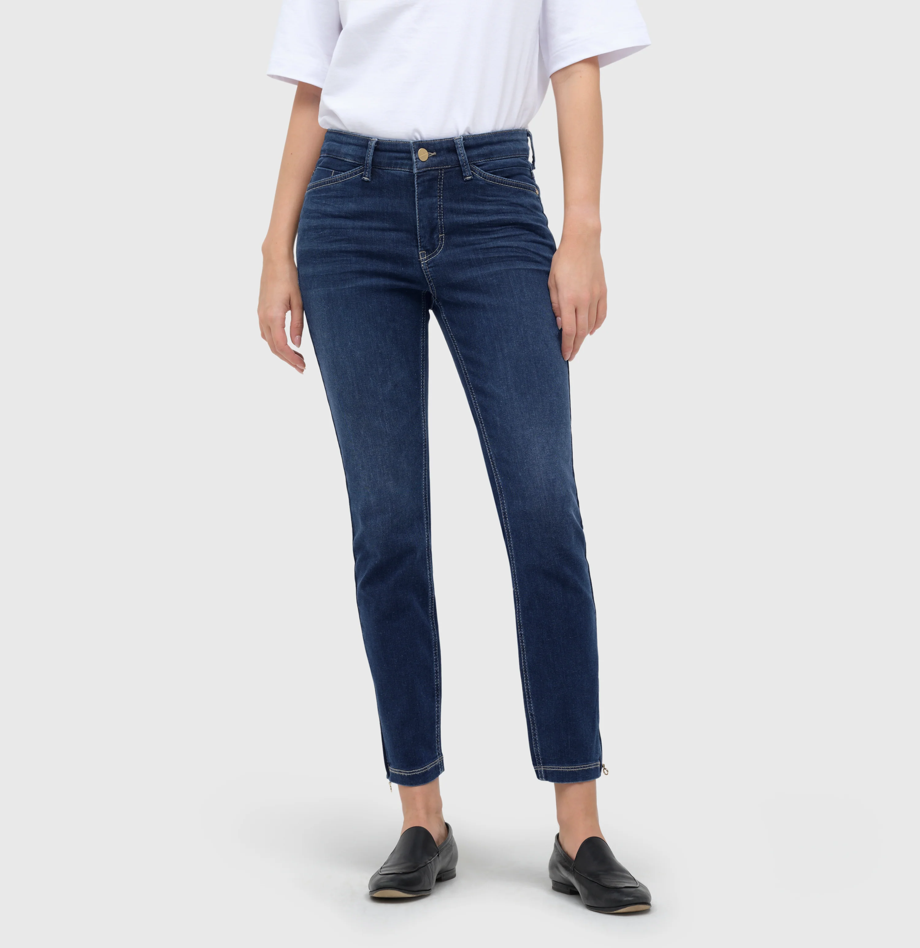 DREAM CHIC - Image 3