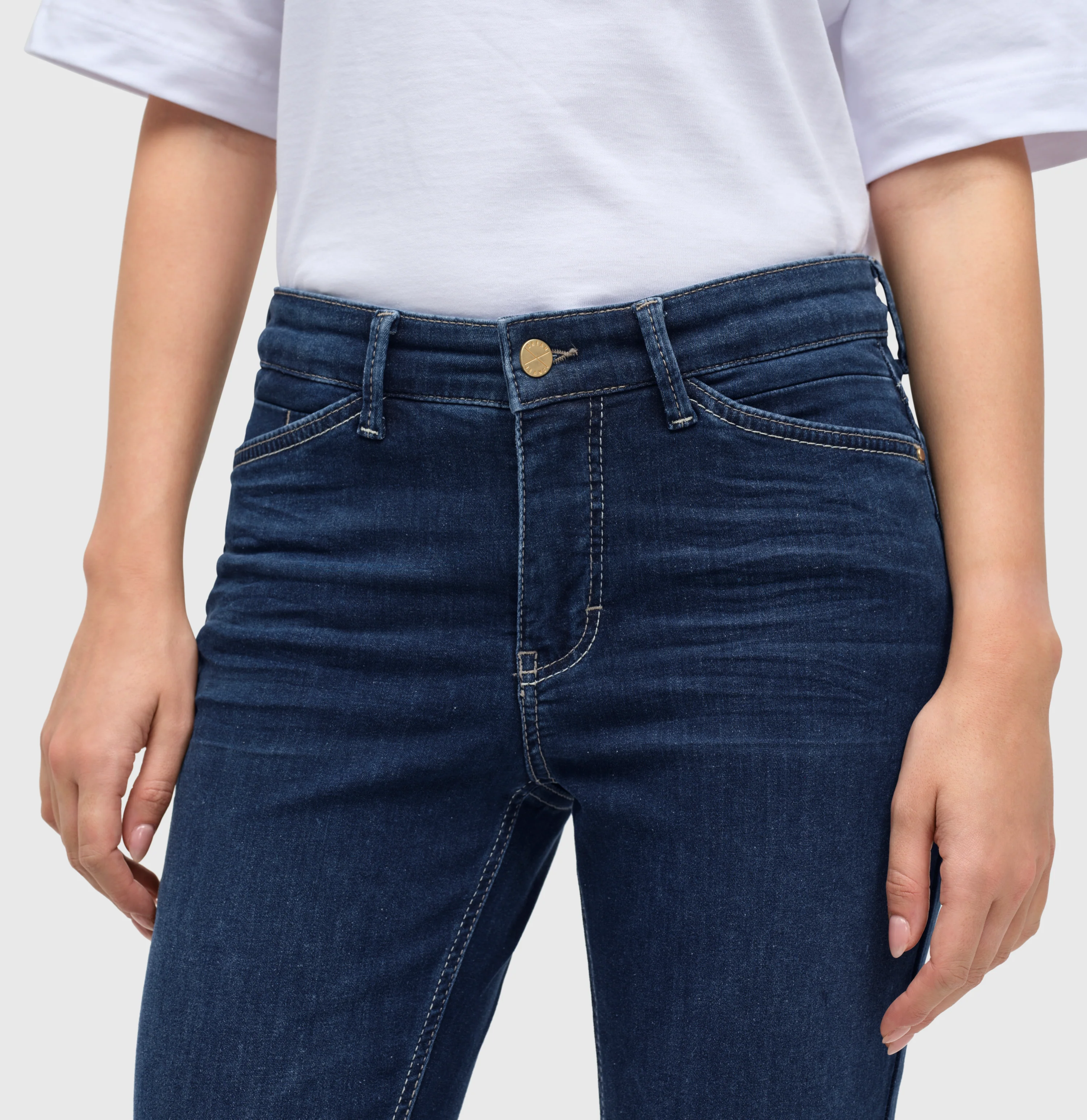 DREAM CHIC - Image 4