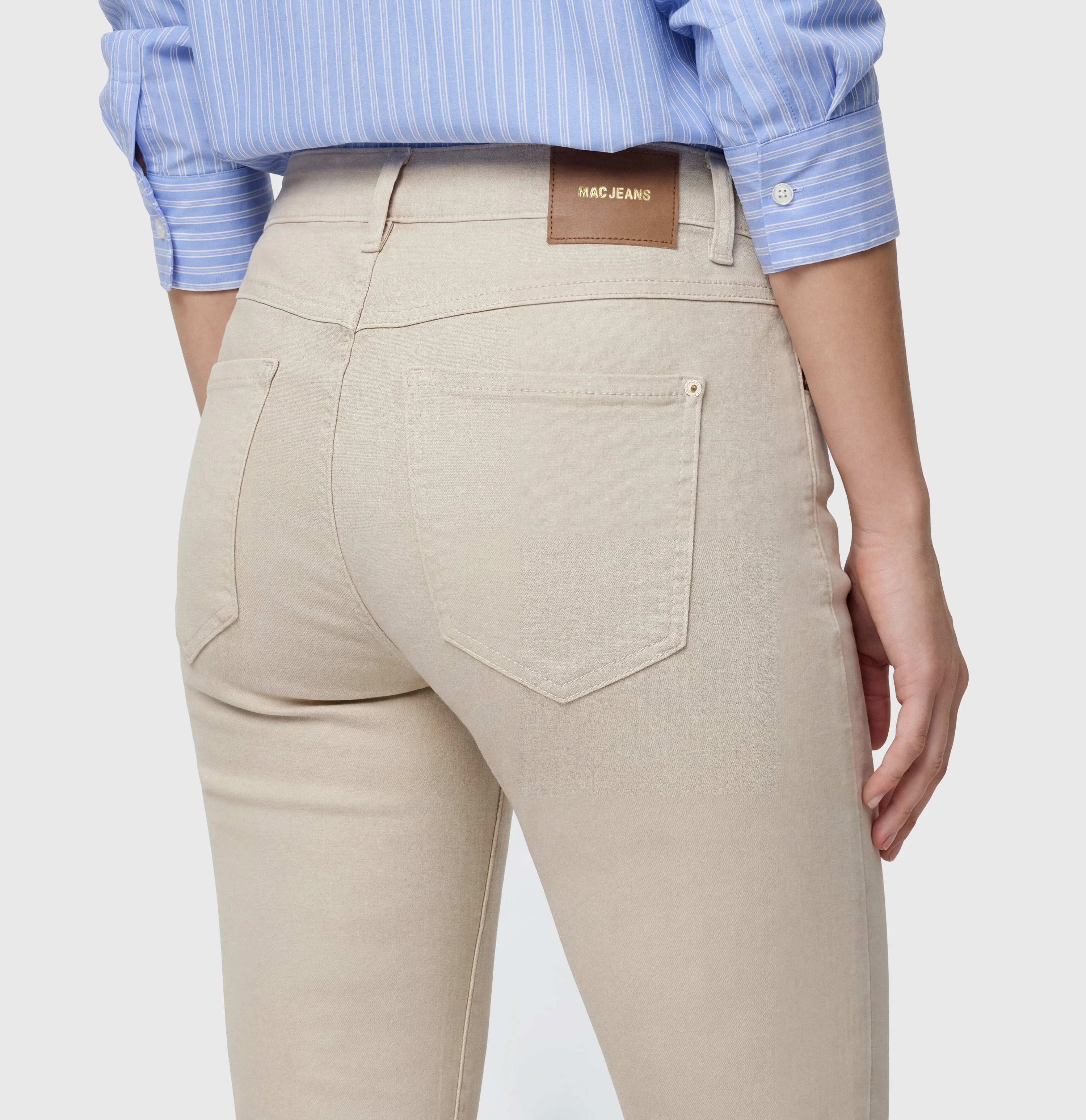 DREAM cropped - Image 3