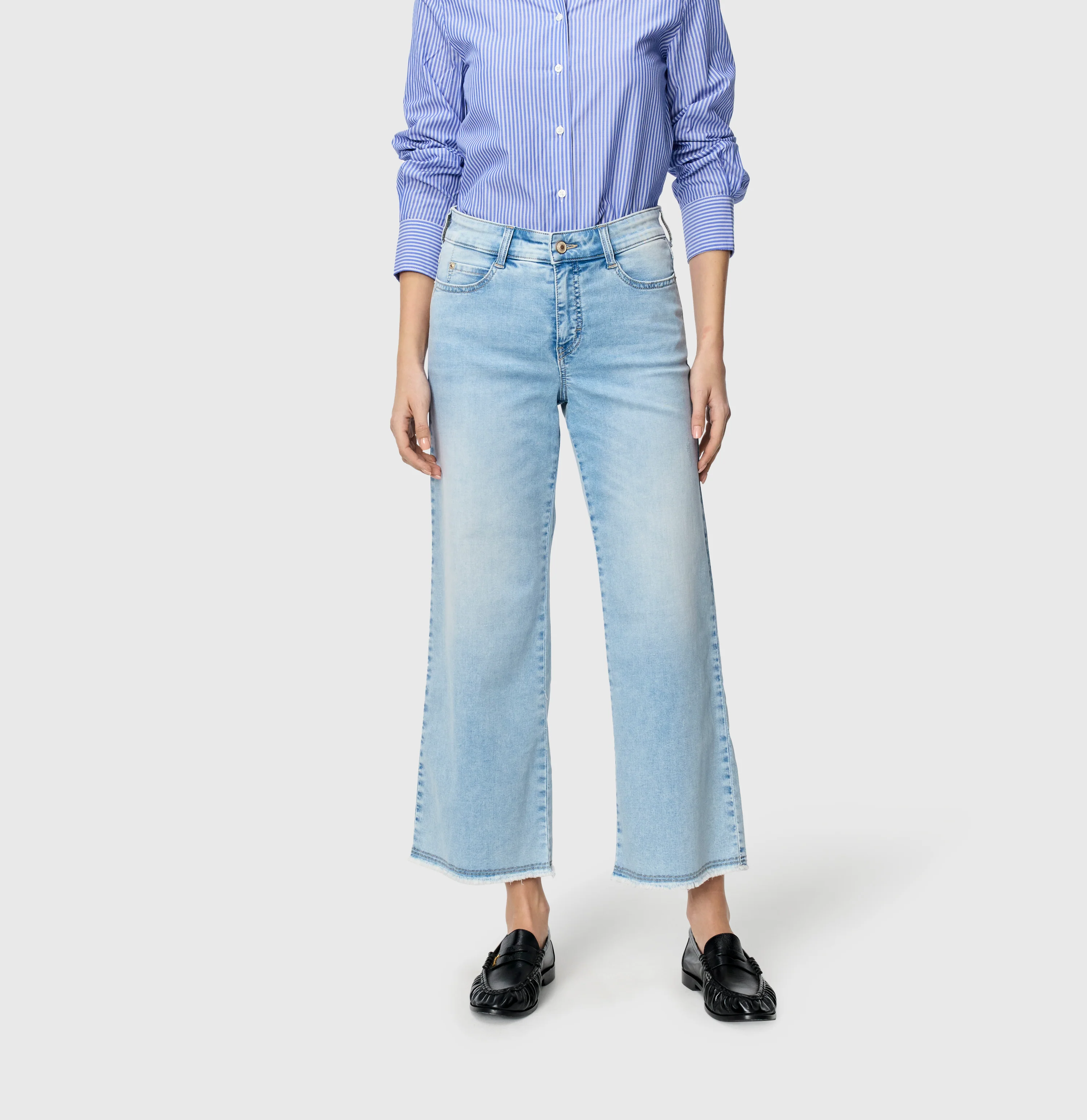 DREAM WIDE cropped - Image 2