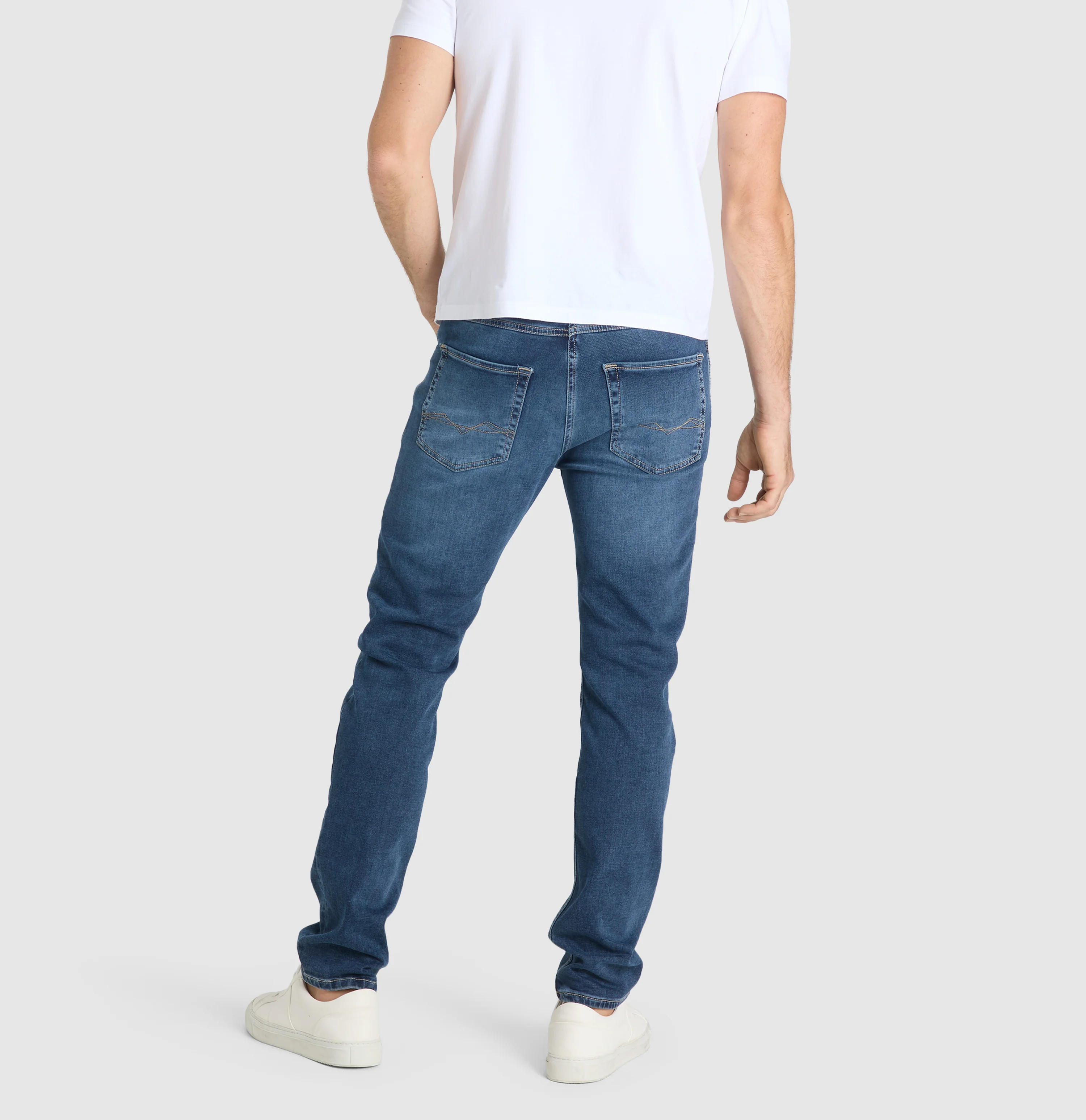 Jog'n Jeans by MAC - Image 3