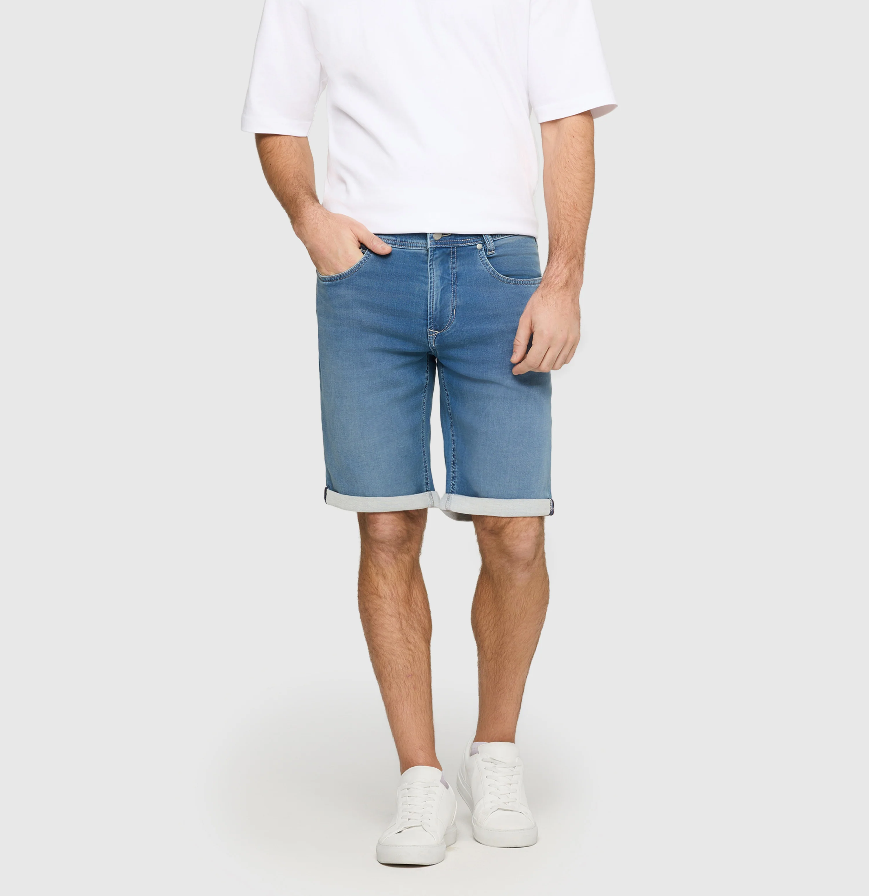 Jogn Bermuda